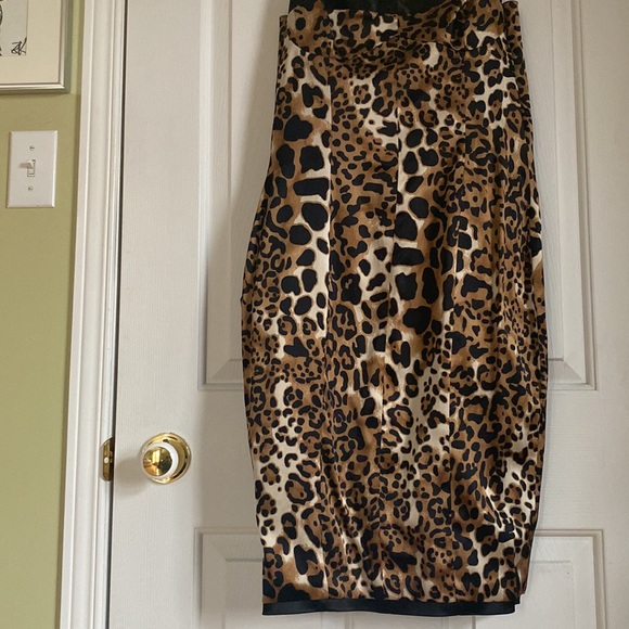 Twenty Cluny Satin Cocktail Dress - Picture 11 of 12